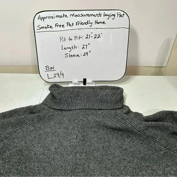 Tahari Gray Long Sleeve Knit Turtleneck Comfortable Soft Sweater Size Medium - Picture 14 of 14